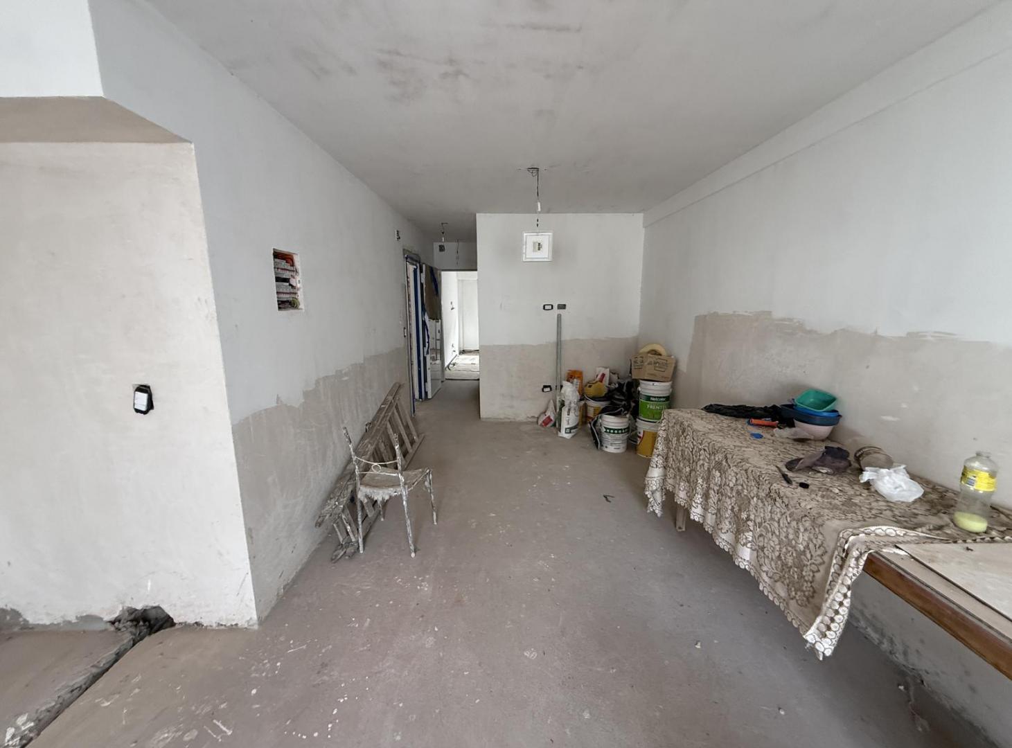 Foto de Departamento dos ambientes con patio y parrilla en Villa Dominico, imagen 1