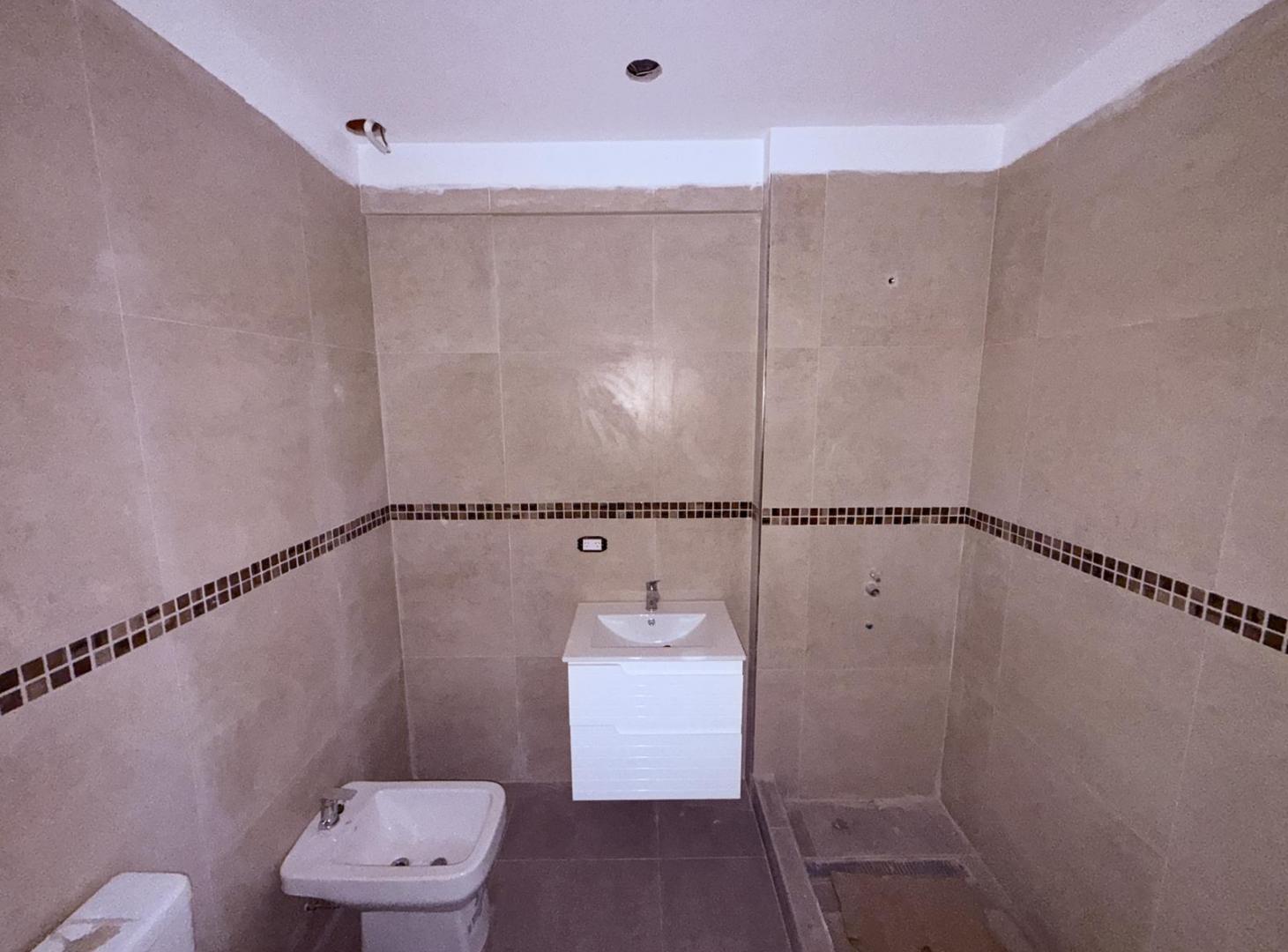 Foto de Departamento tres ambientes con terraza en Villa Dominico, imagen 2