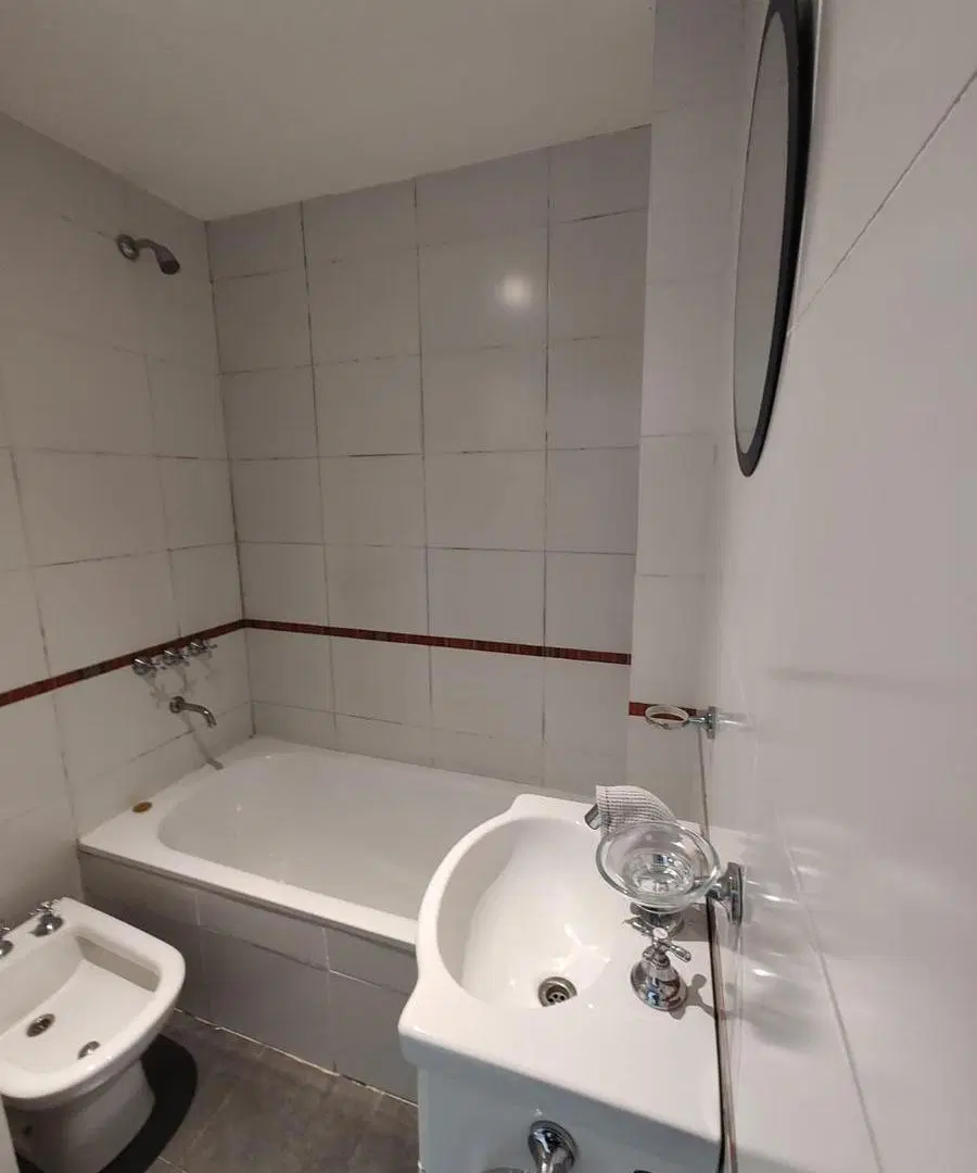 DEPARTAMENTO DE 2 AMBIENTES EN ALQUILER CON BALCON - WILDE 2
