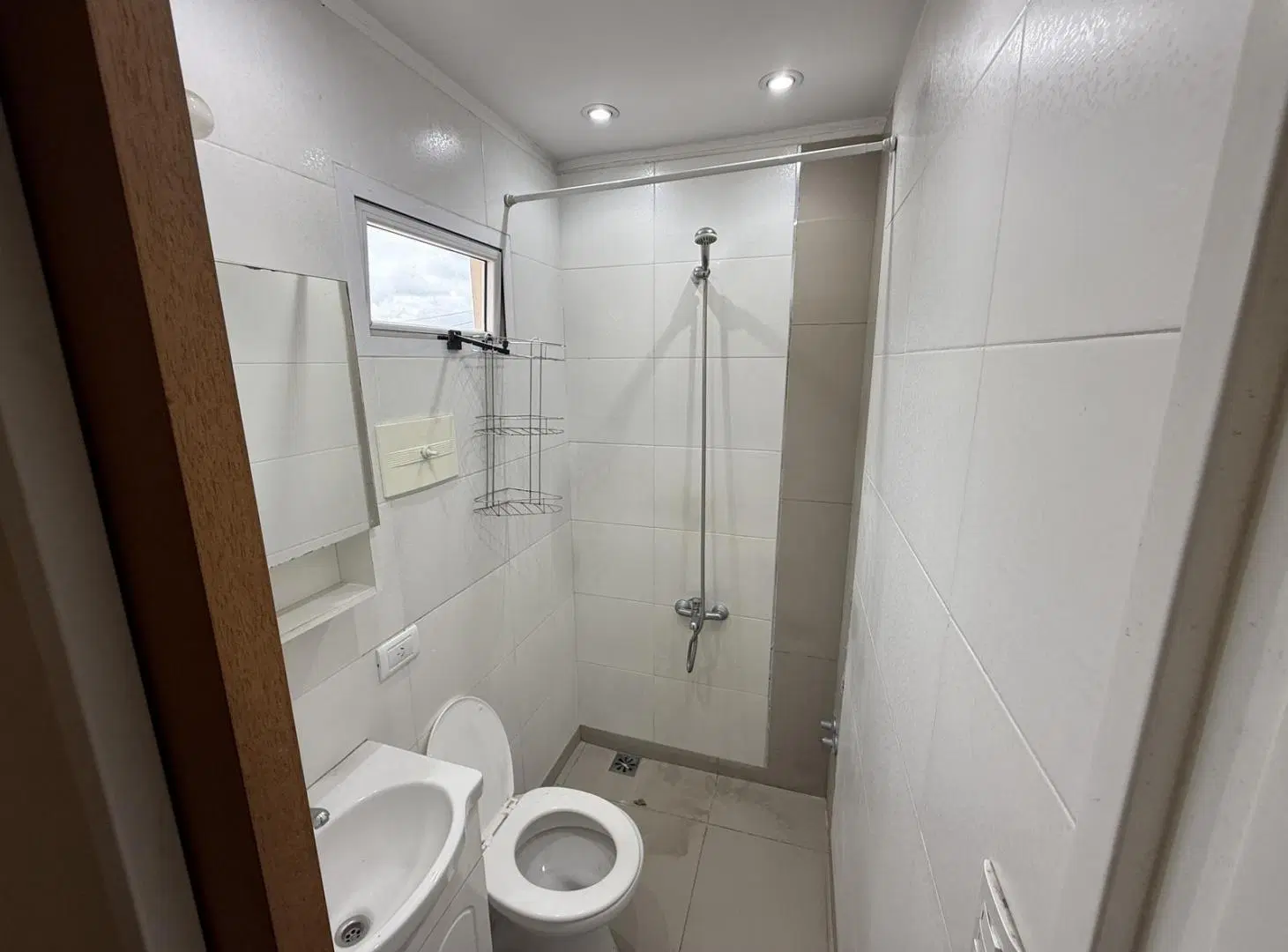 Departamento Ph tres ambientes con patio en Alquiler en Sarandi Avellaneda 1