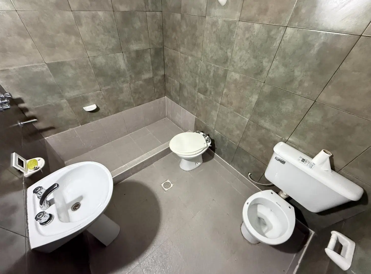 PH en venta 3 ambientes con entrada independiente y patio - Wilde 3