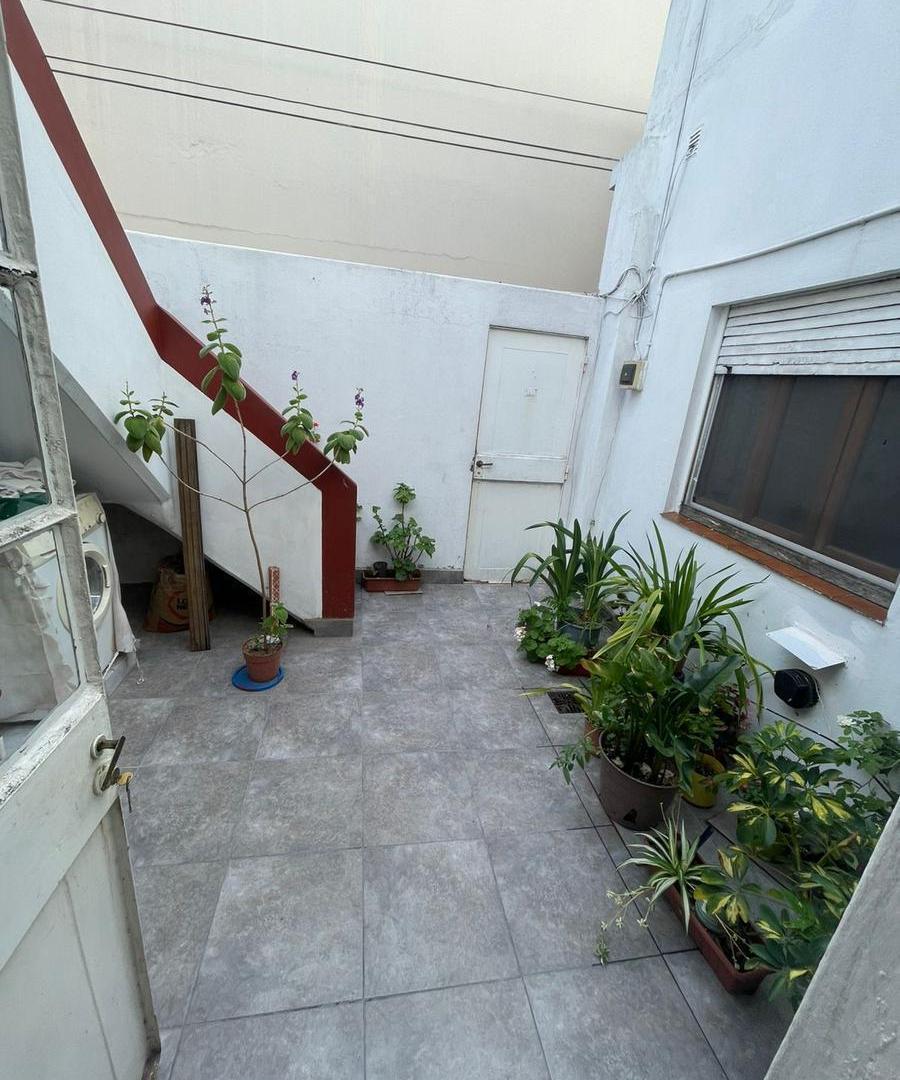 PH en venta planta baja de 2 ambientes con patio y terraza - Wilde