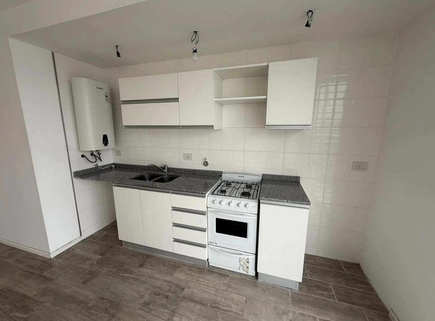Departamento en alquiler 2 ambientes - Wilde Avellaneda 4
