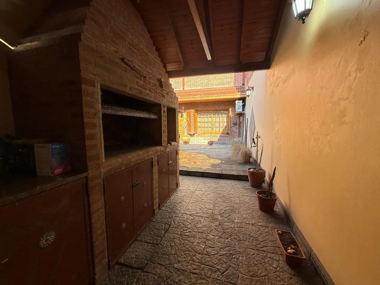 PH en Wilde de 4 ambientes al frente con entrada independiente, patio y parrilla 5