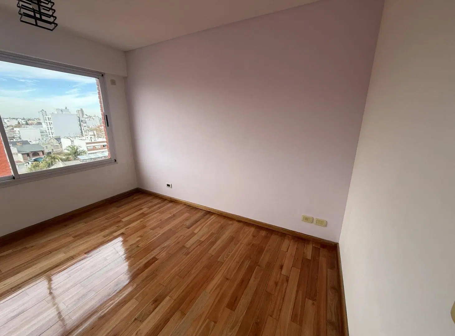 Departamento dos ambientes en ALQUILER con Balcon en Wilde 5