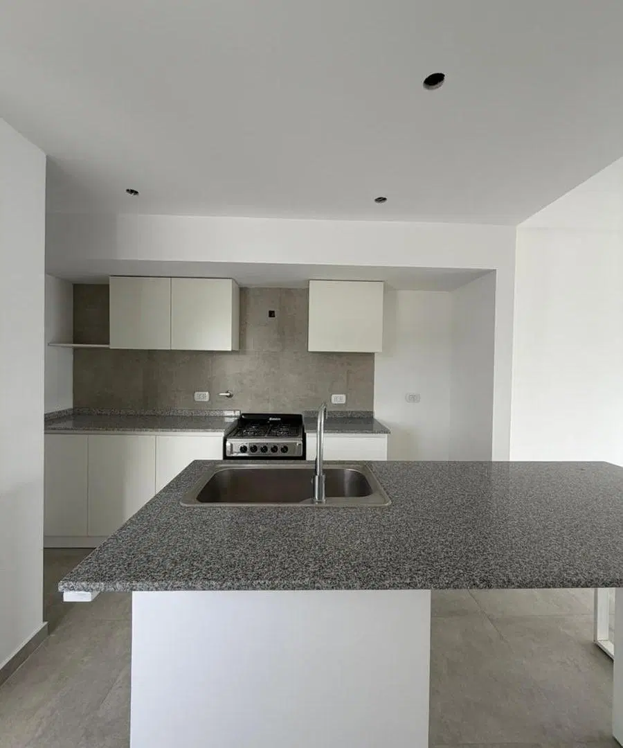 Departamento tres ambientes en ALQUILER - Wilde 2