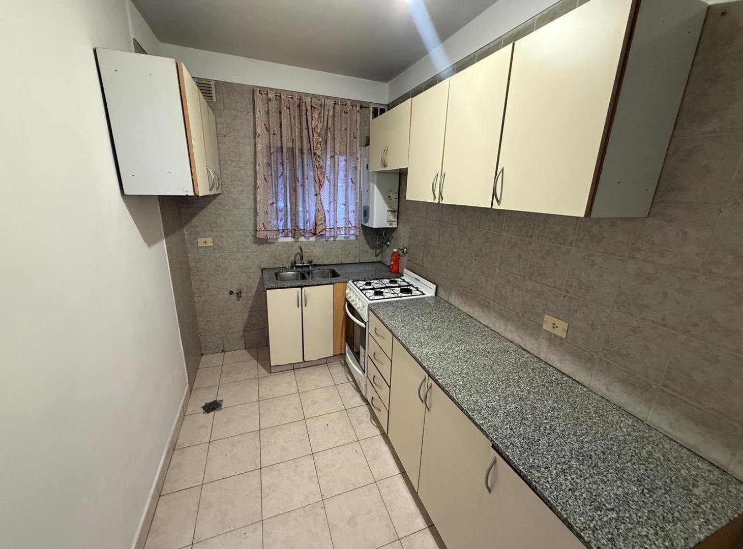 Foto de Departamento 3 ambientes en ALQUILER en Wilde, imagen 5