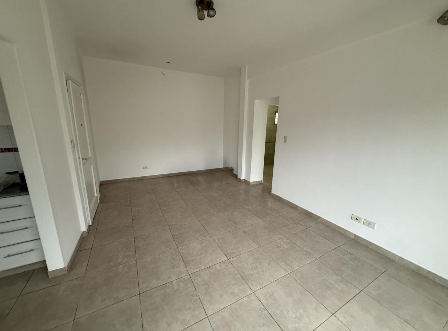 Foto de PH 3 ambientes en ALQUILER en Wilde, imagen 4