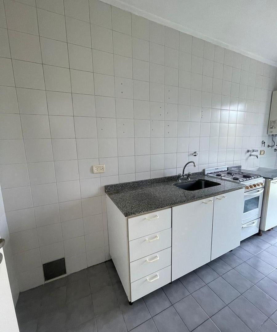 Foto de Departamento en alquiler de 2 ambientes con balcón al frente - Wilde, imagen 5