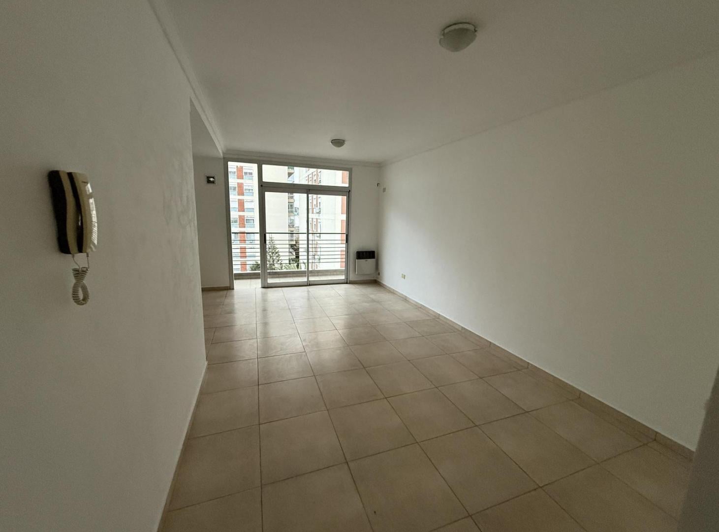 Foto de Departamento 2 Ambientes Moderno con Balcon - Wilde, imagen 2