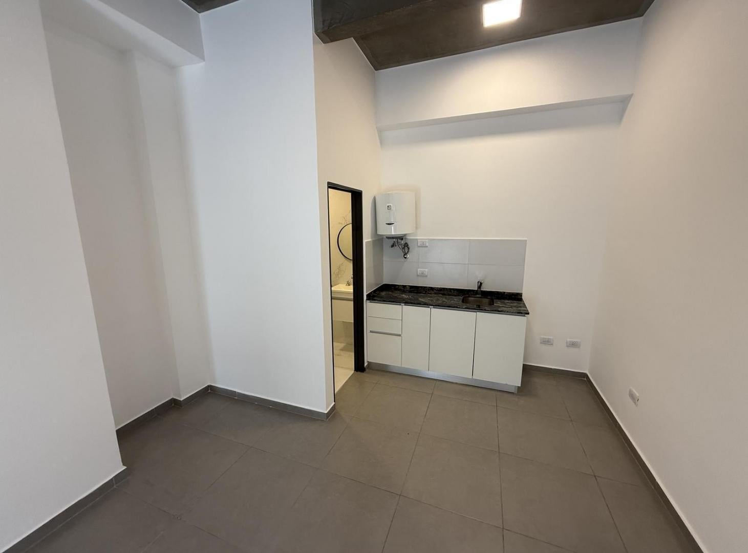 Foto de Local en venta de 28,35mts2 con excelente ubicación - Wilde, imagen 4