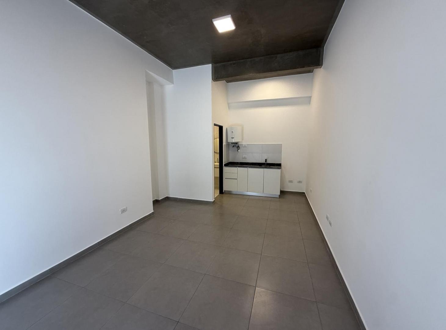 Foto de Local en venta de 28,35mts2 con excelente ubicación - Wilde, imagen 1