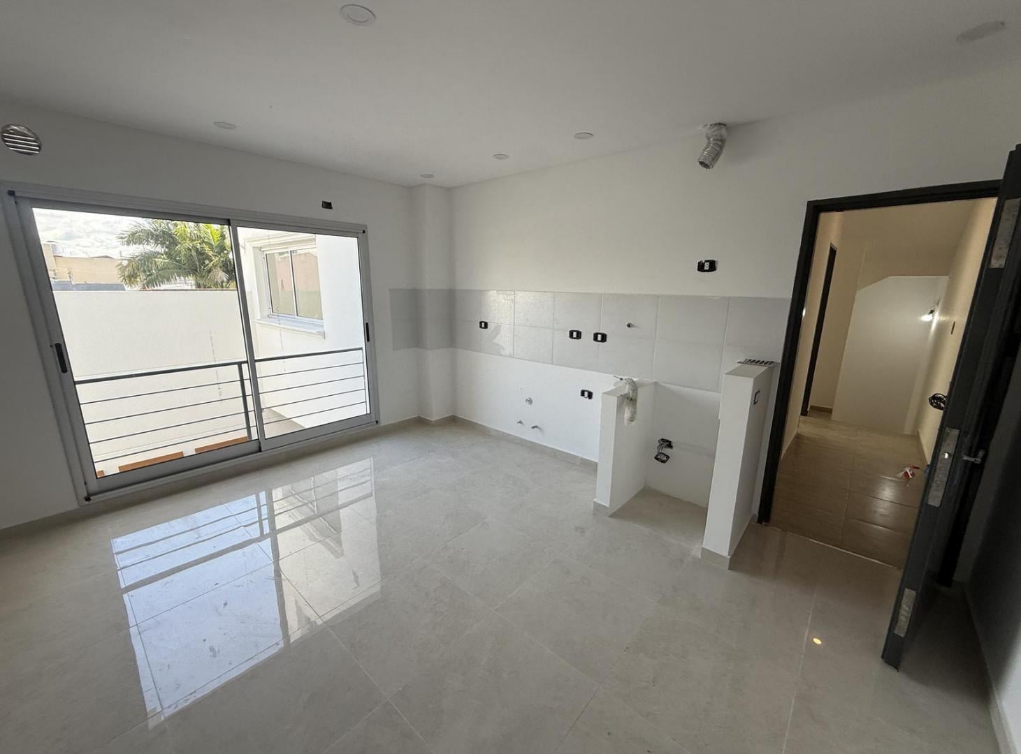 Foto de Departamento dos ambientes con terraza propia en Wilde, imagen 3