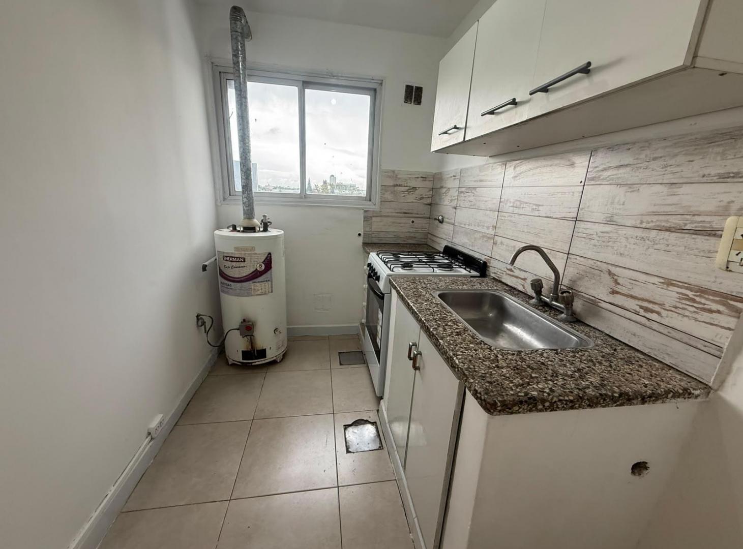 Foto de Departamento en alquiler de 3 ambientes con excelente ubicación -Wilde, imagen 3