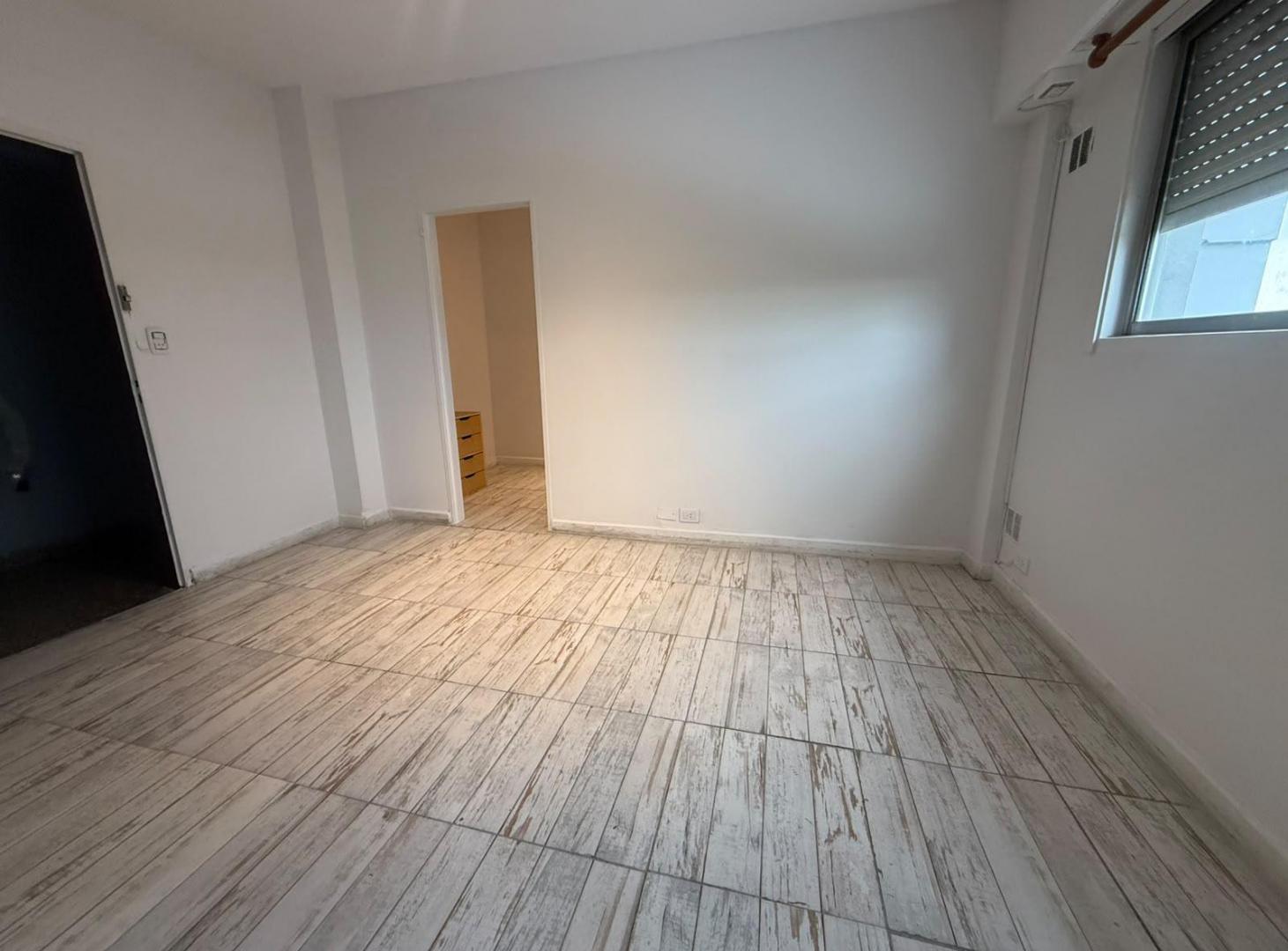 Foto de Departamento de 2 ambientes en alquiler con excelente ubicación -Wilde, imagen 4