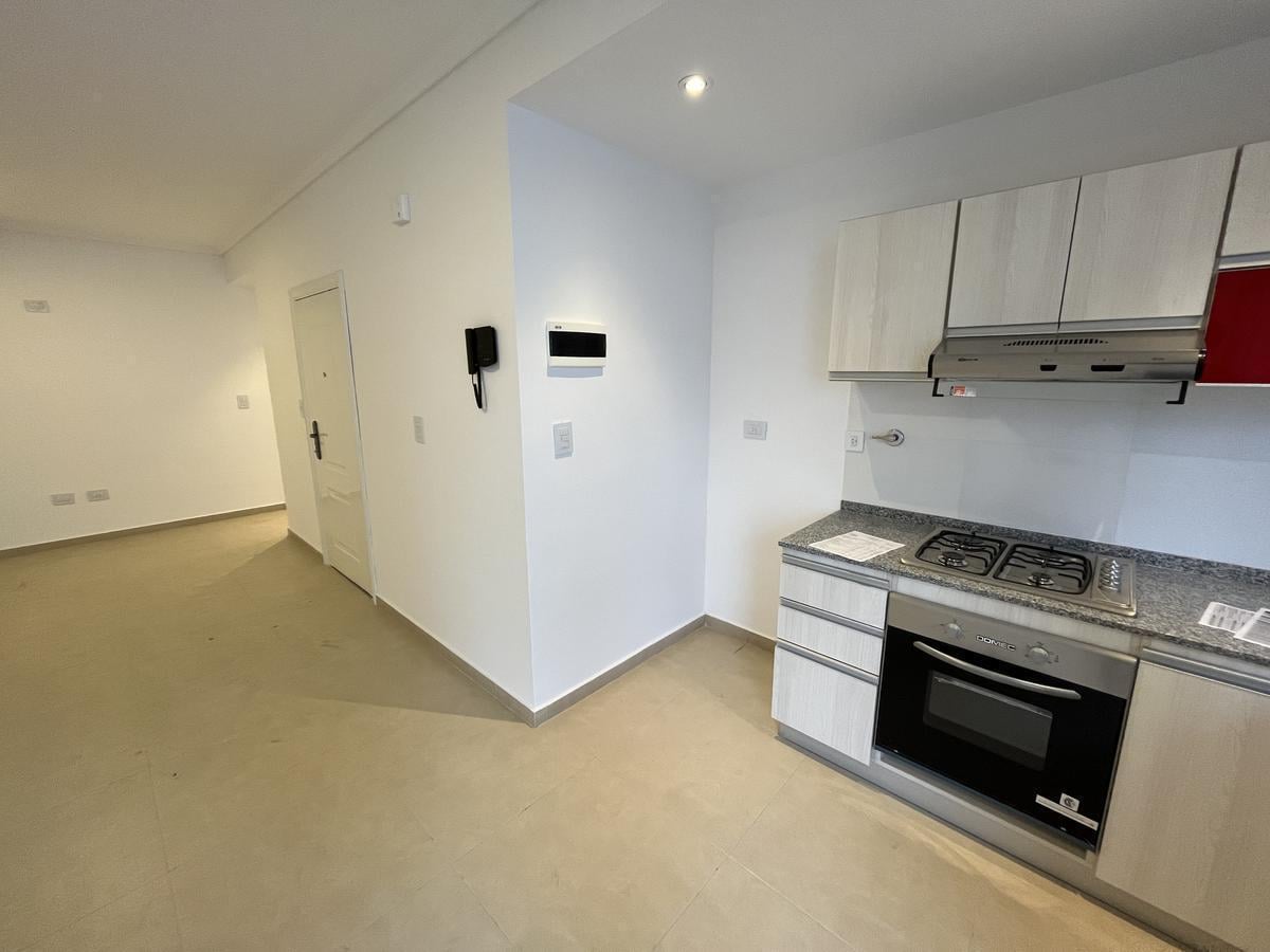 Foto de Excelente Departamento 3 Ambientes a Estrenar- ULTIMA UNIDAD DISPONIBLE, imagen 3
