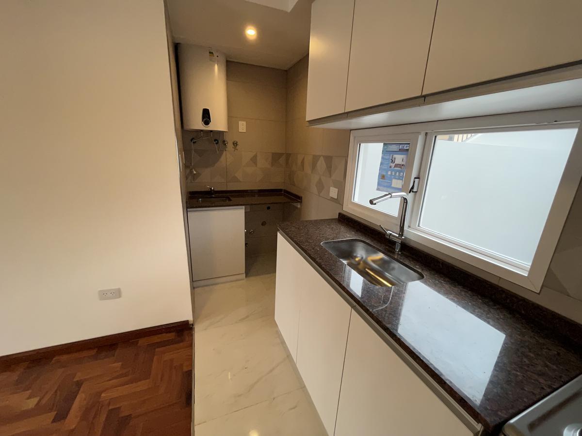 Foto de Departamento 2 ambientes con PATIO- Sarandi, imagen 5