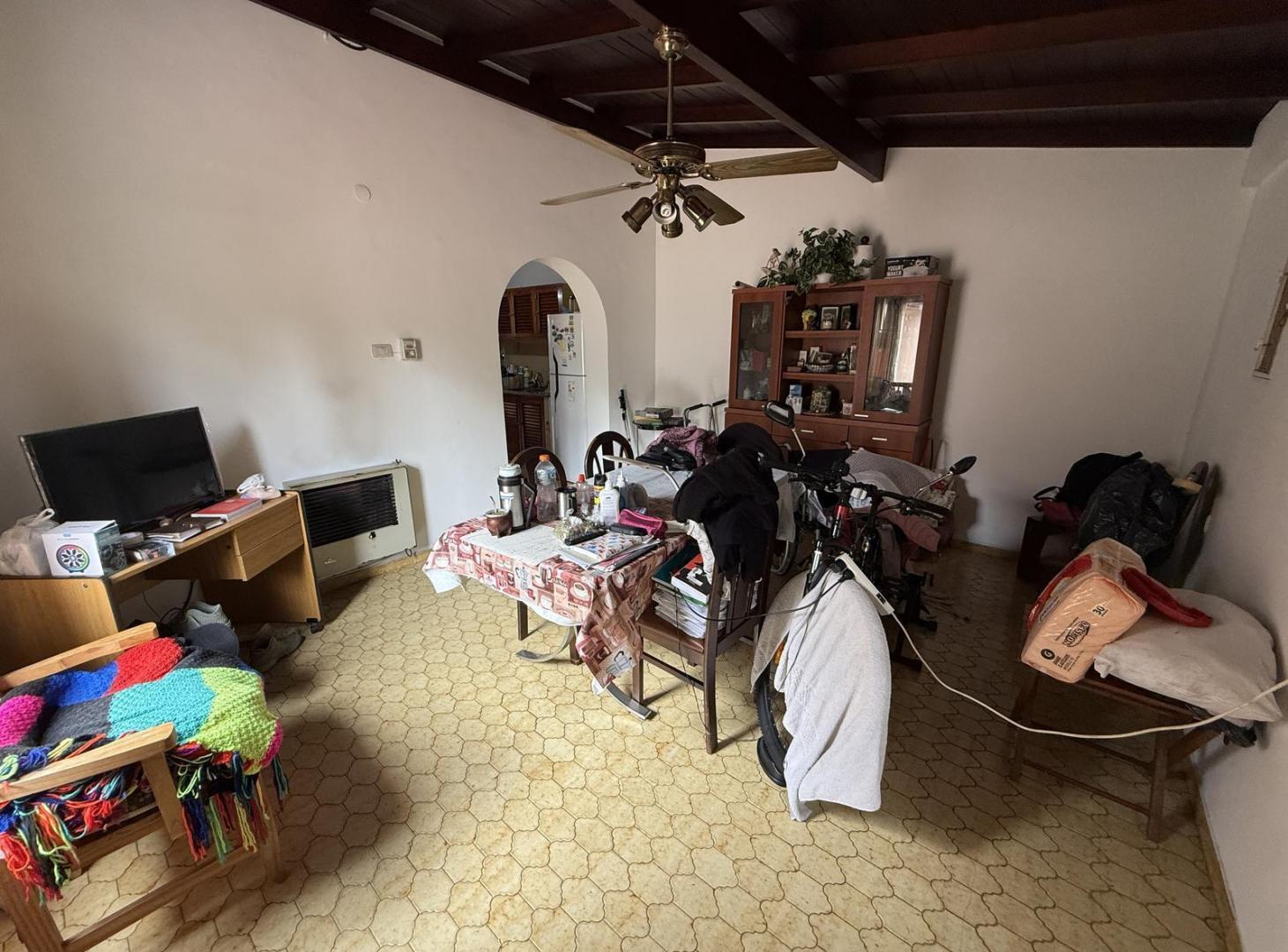 Foto de Casa 4 ambientes con fondo libre en Wilde, imagen 4