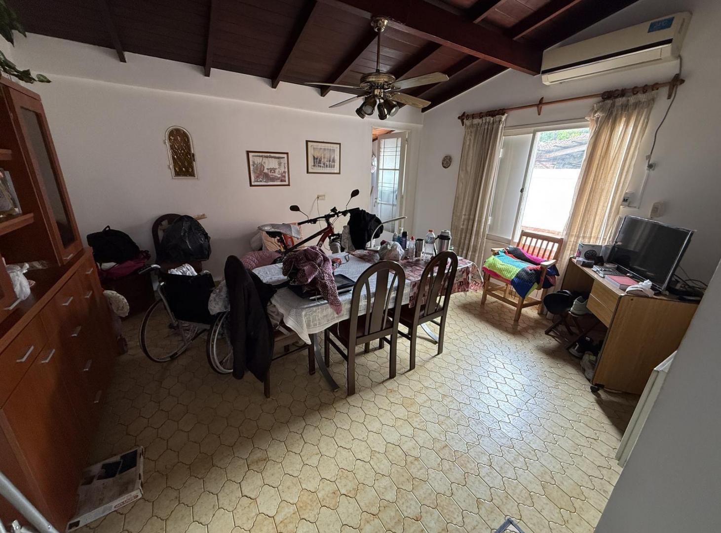 Foto de Casa 4 ambientes con fondo libre en Wilde, imagen 3