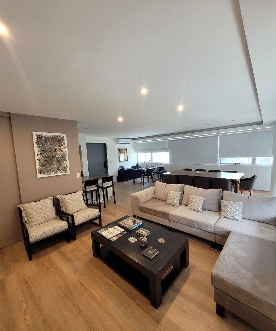 Paraguay y Florida Espectacular semipiso 100m2 a estrenar c/cochera fija Apto Profesional