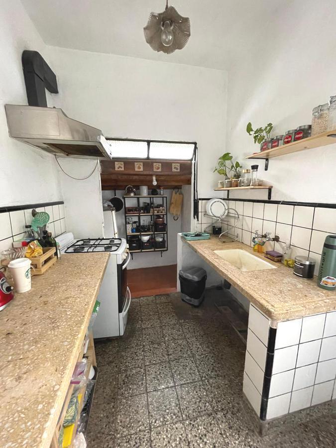 Foto de EXCELENTE! NVO.VALOR CASA DE CORTE ANTIGUO M. CASTRO 1290 E/LA ROQUE, imagen 3