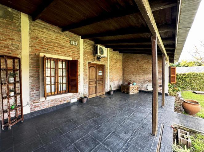HERMOSA CASA 3 AMB C/ PARQUE. VENTA / ALQUILER. SOMELLERA 2030 BURZACO 5