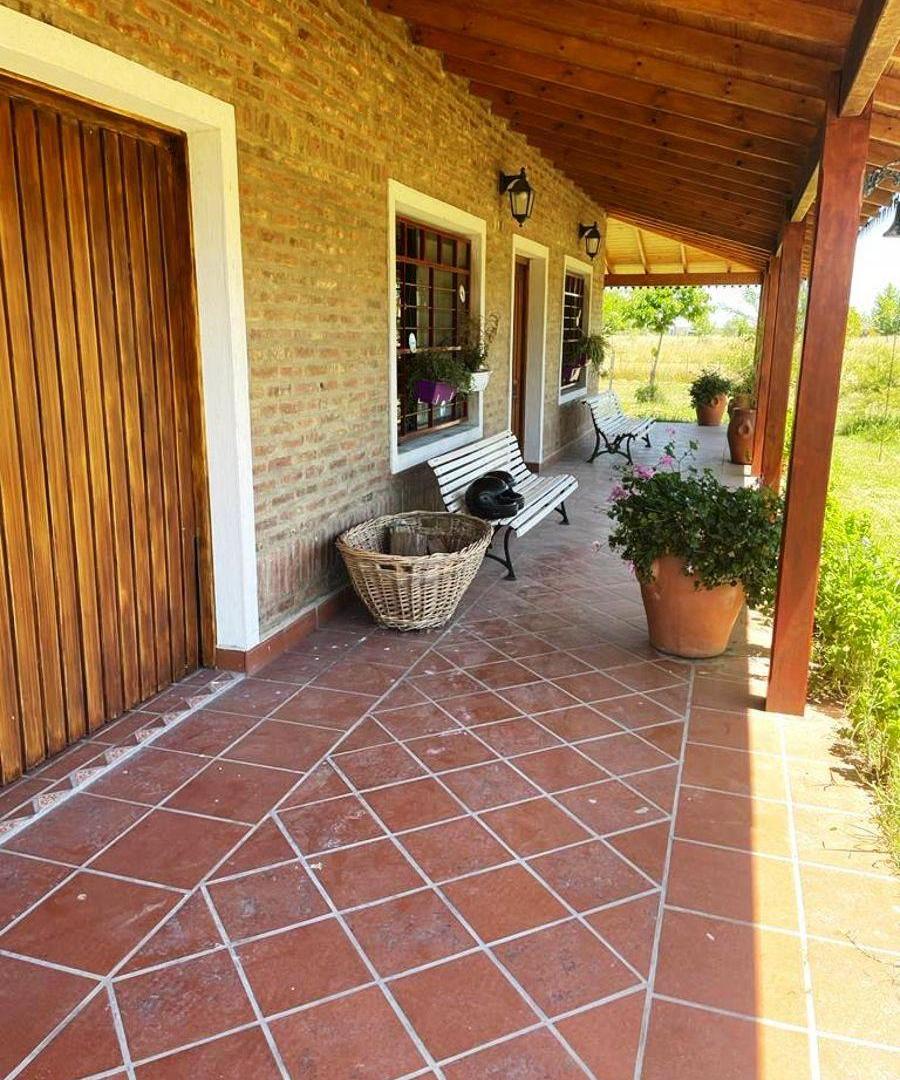 Foto de CASA EN BARRIO: CHACRAS LAGUNA VITEL, A TAN SOLO 90 MIN DE C.A.B.A., imagen 5