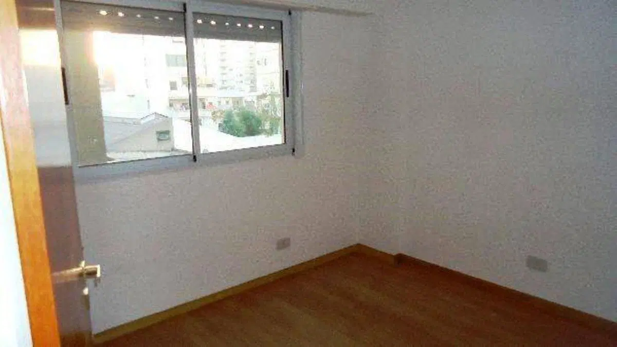 EXCELENTE SEMI 80 M² 3 AMB. CONTRA FRENTE. C, SARFIELD 2847. LANUS 8
