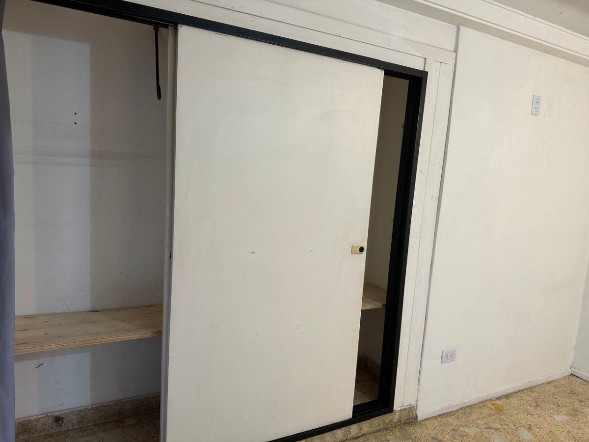 Foto de DEPARTAMENTO EN PLANTA ALTA CON BALCÓN AL FRENTE. U 1, imagen 3