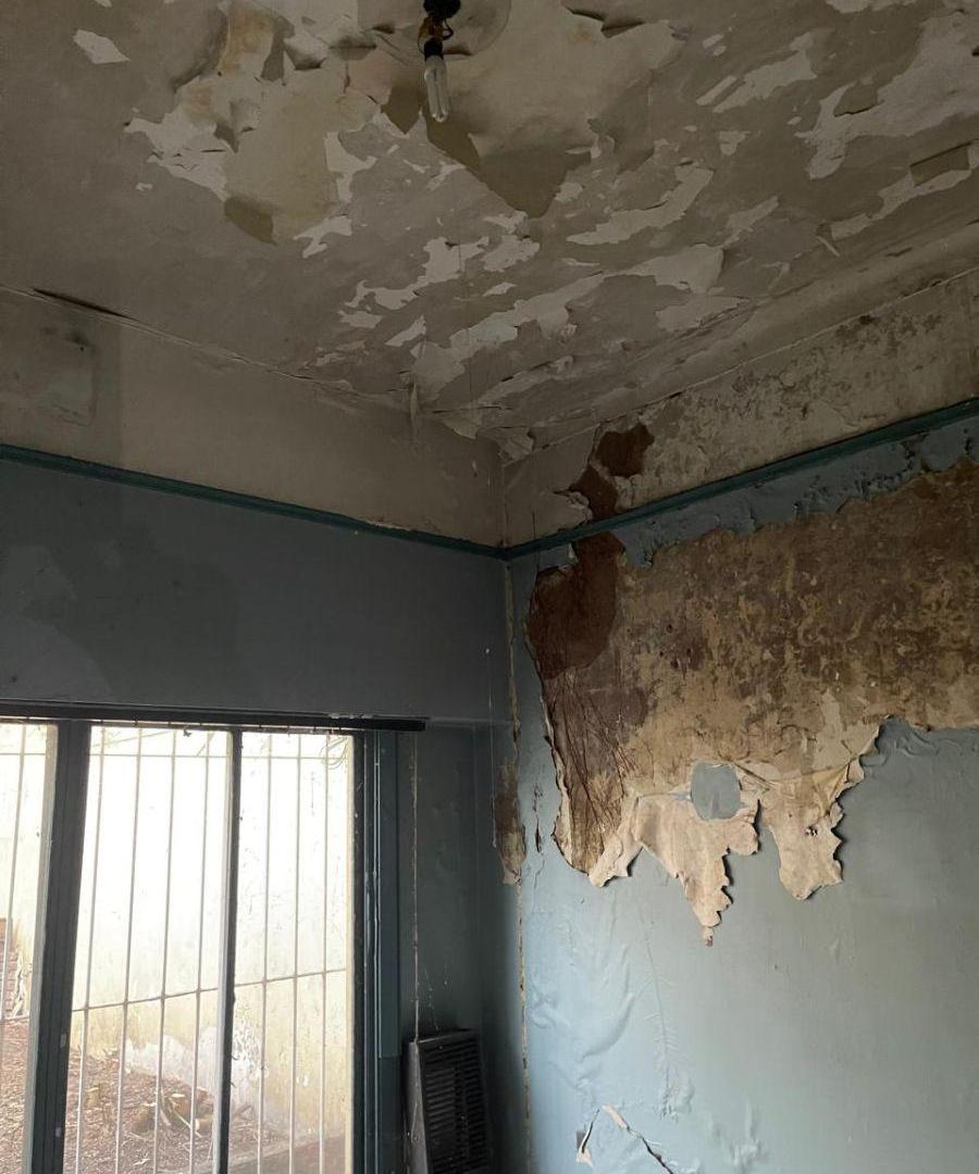 Foto de ALQUILER. CASA DE 4 AMBIENTES EN PH A REFACCIONAR, imagen 2