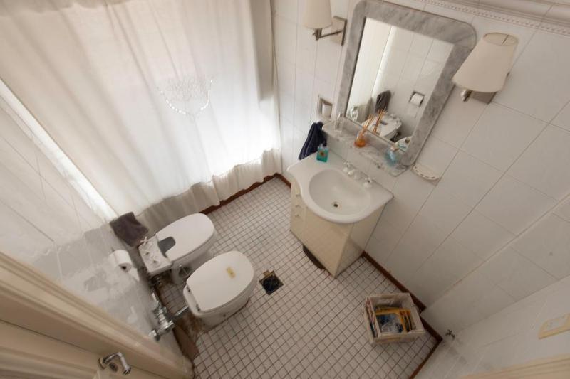 Hermoso Departamento Apto Profesional, Silencioso, Impecable Estado. 3 Ambientes Mas Dependencia. 2