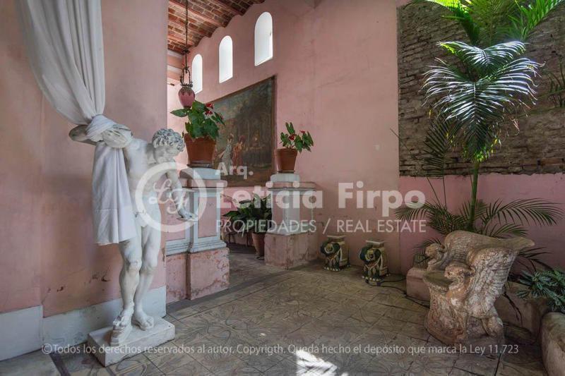 Casona Antigua de 16 Ambientes con Patios, en Tres Plantas, Íntegramente Reciclada. 4