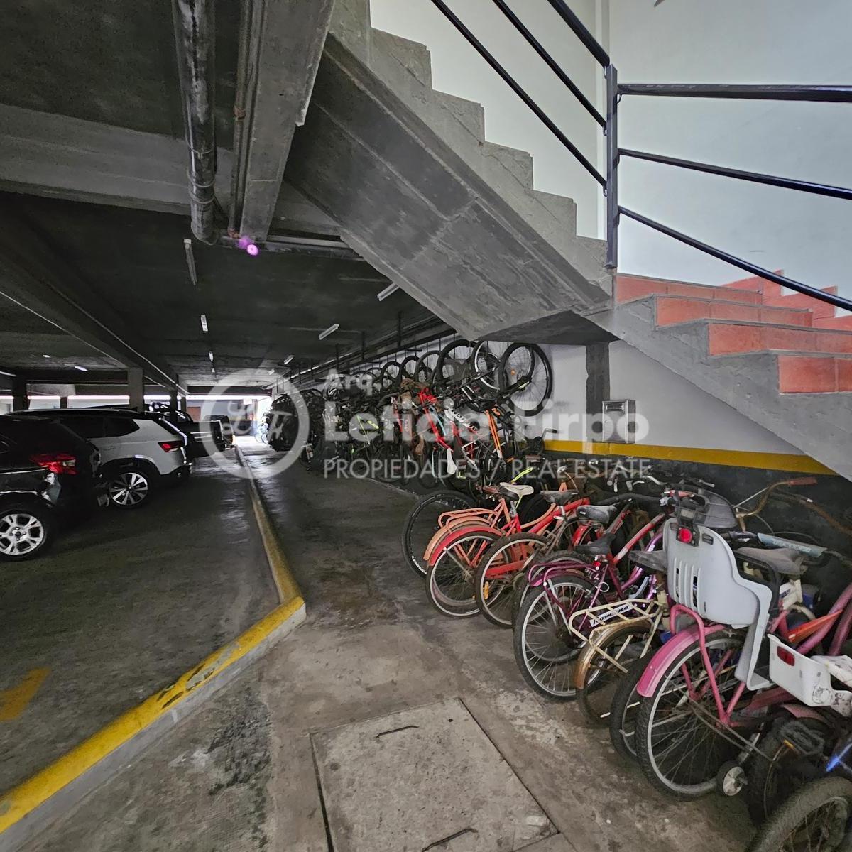 Departamento en Piso Alto, Edificio con Amenities. 5