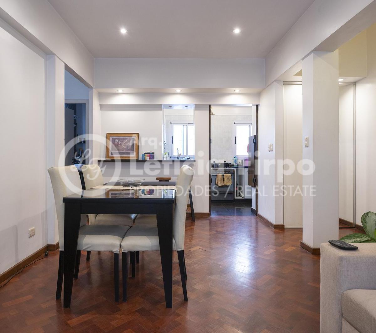 Hermoso Departamento Tipo PH Muy Bien Reciclado. 2 y 1/2 Ambientes. 2