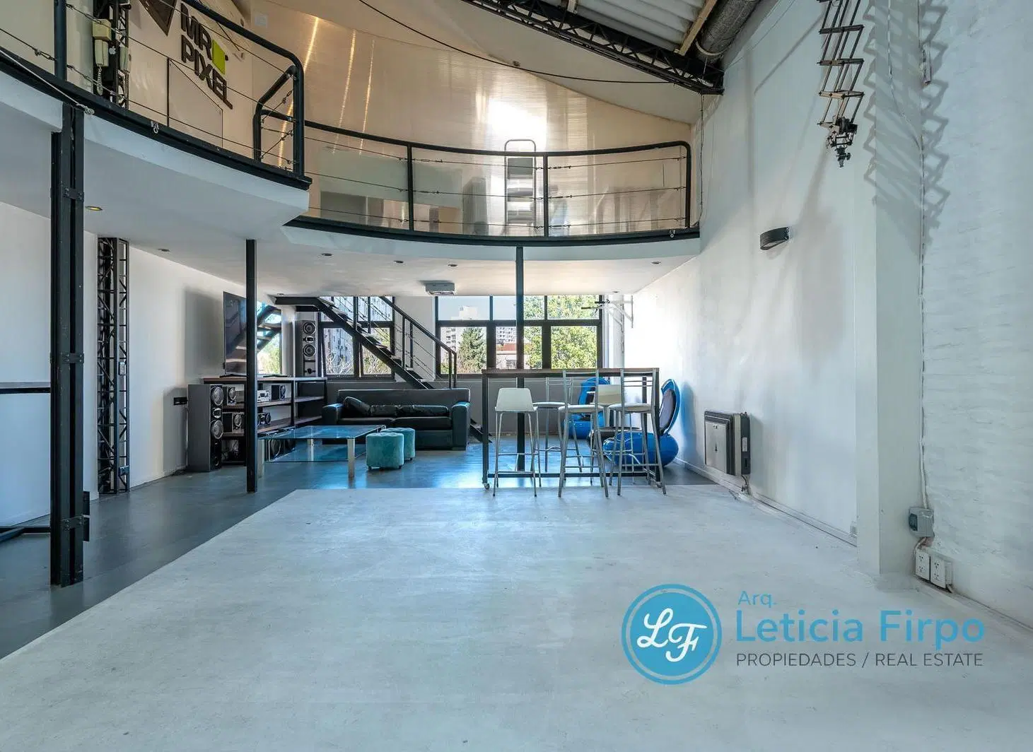 Loft / Estudio único en alquiler 3