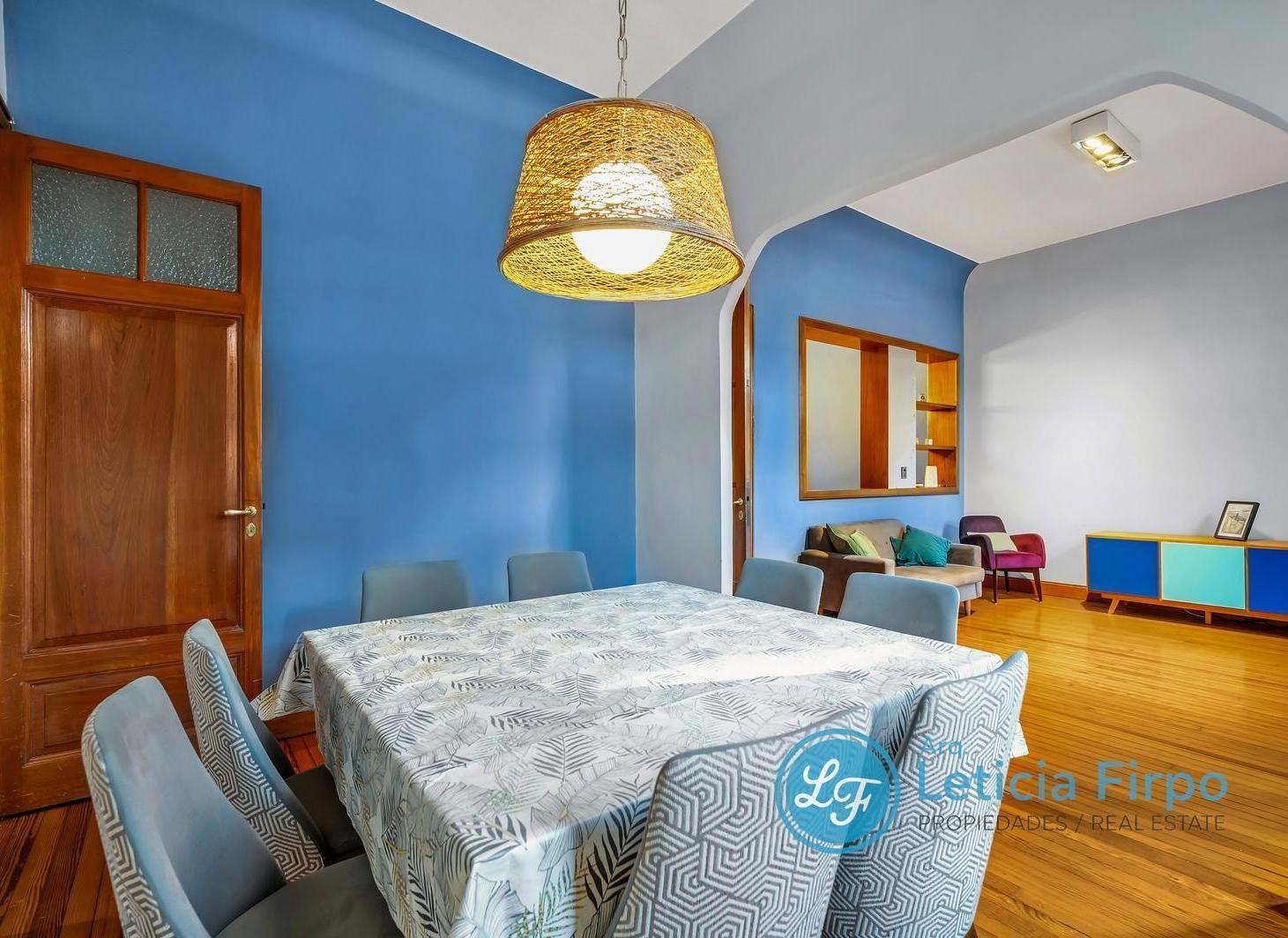 Hermoso departamento antiguo, reciclado en el "¨Pasaje Europa"
