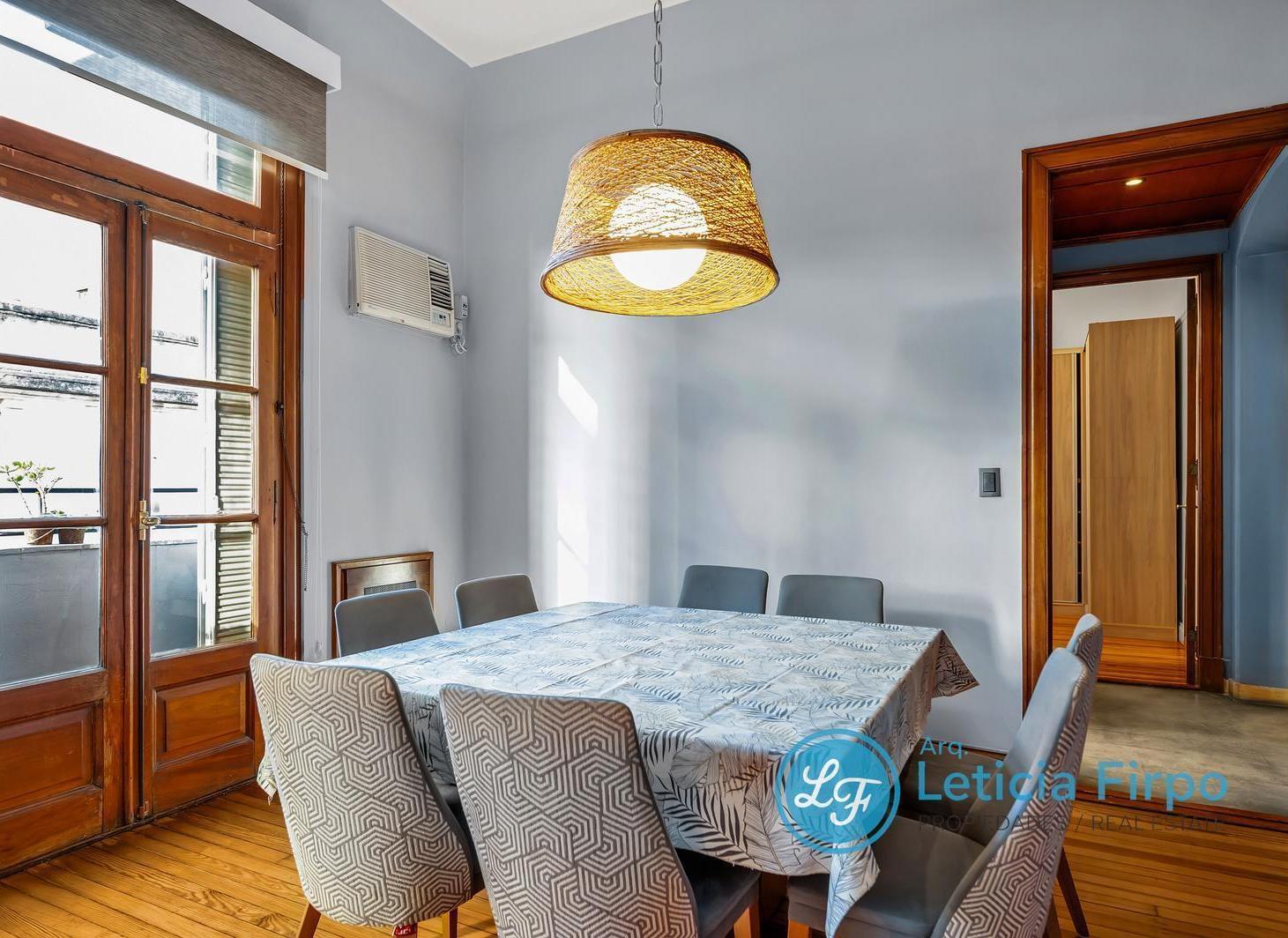 Hermoso departamento antiguo, reciclado en el "¨Pasaje Europa"
