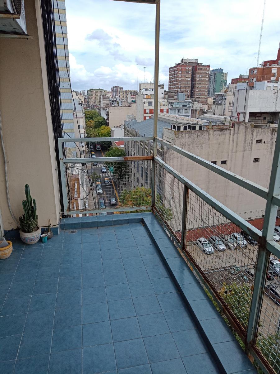 Buen Dpto 3 Amb Bcon Al Frente S/av Jujuy 3