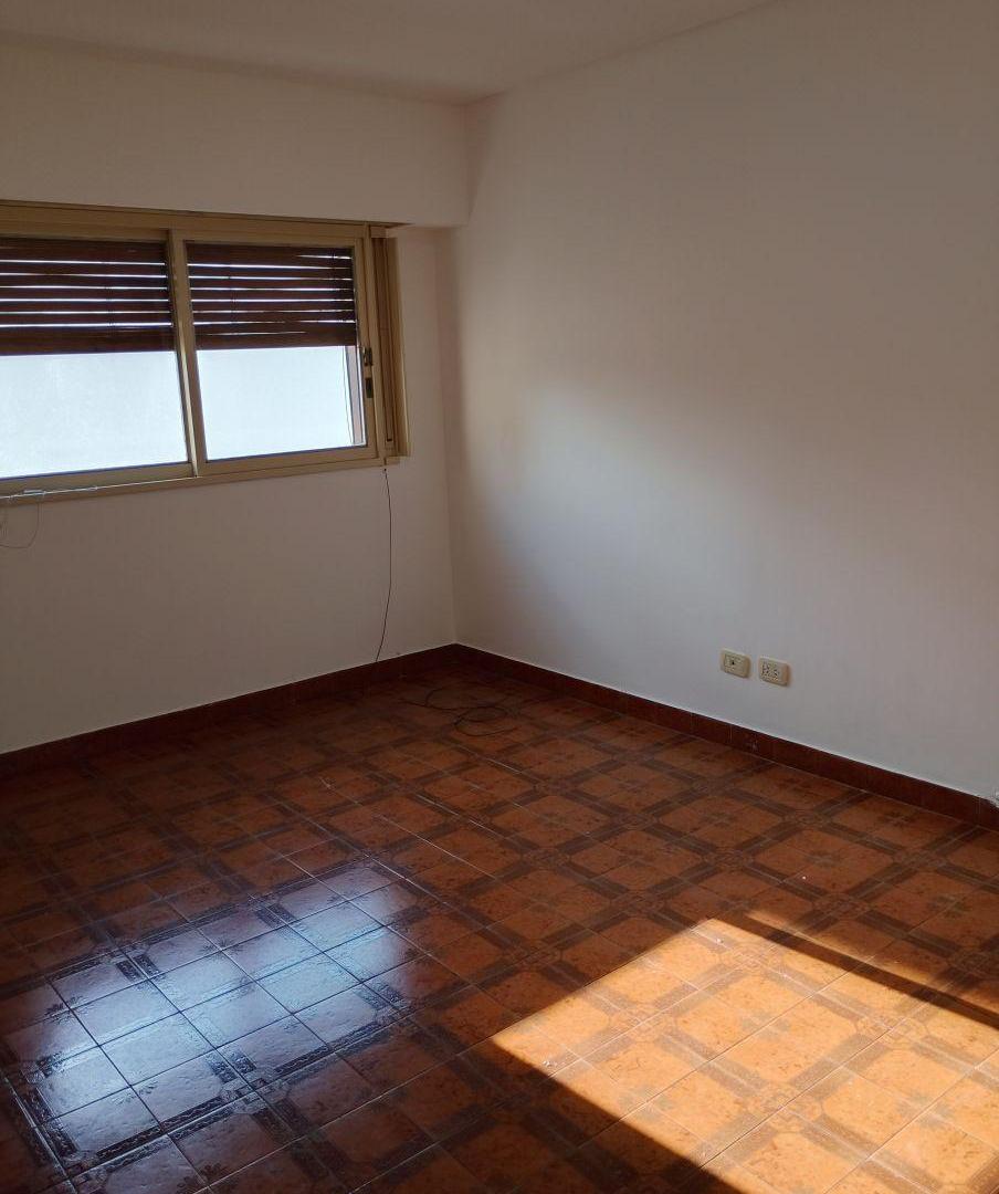 Foto de Departamento de 40 m² con 1 dormitorio en alquiler en Villa Urquiza, imagen 1