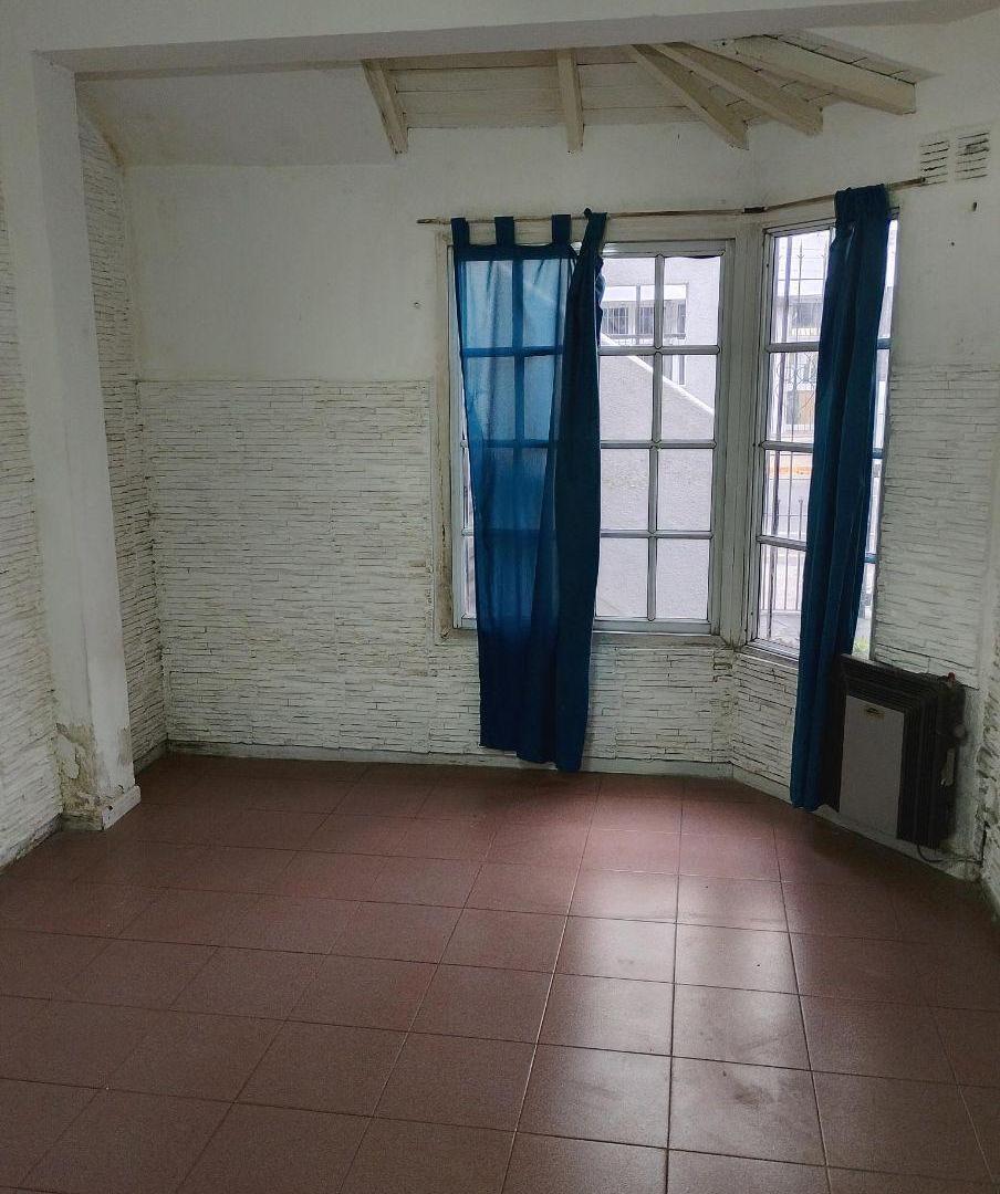 Foto de DPTO TIPO CASA SIN EXPENSAS, EN INMEJORABLE UBICACION, CON PATIO, IDEAL, imagen 3