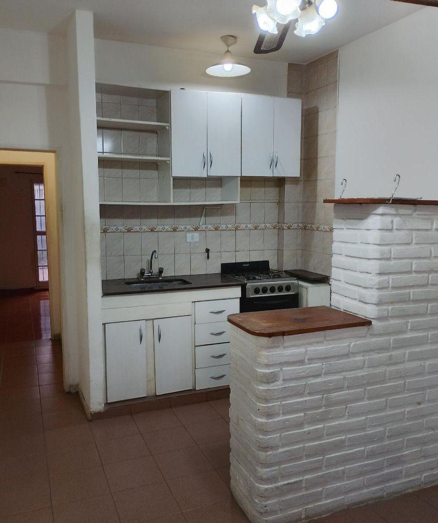 Foto de DPTO TIPO CASA SIN EXPENSAS, EN INMEJORABLE UBICACION, CON PATIO, IDEAL, imagen 1