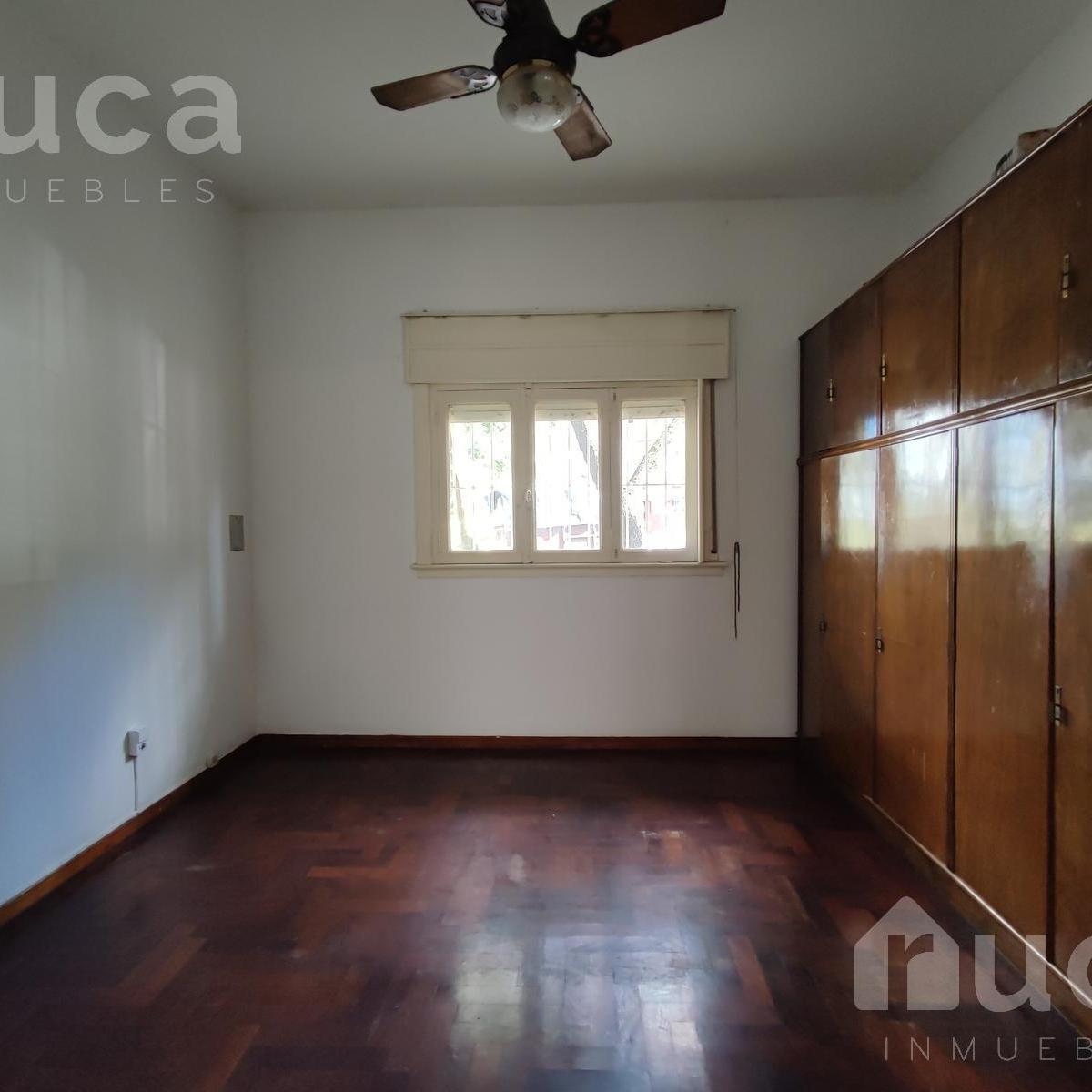 Lote con Dos Casas en Venta - Saavedra 2
