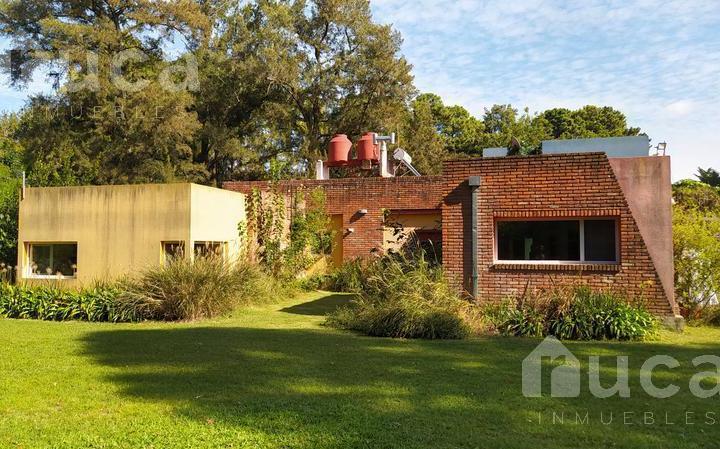 ALQ VERANO Temporada Completa | MODERNA CASA con Hermoso Jardin | Barrio Las Chacras 4