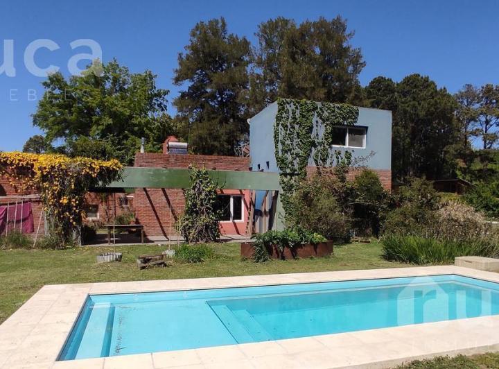 ALQ VERANO Temporada Completa | MODERNA CASA con Hermoso Jardin | Barrio Las Chacras 2