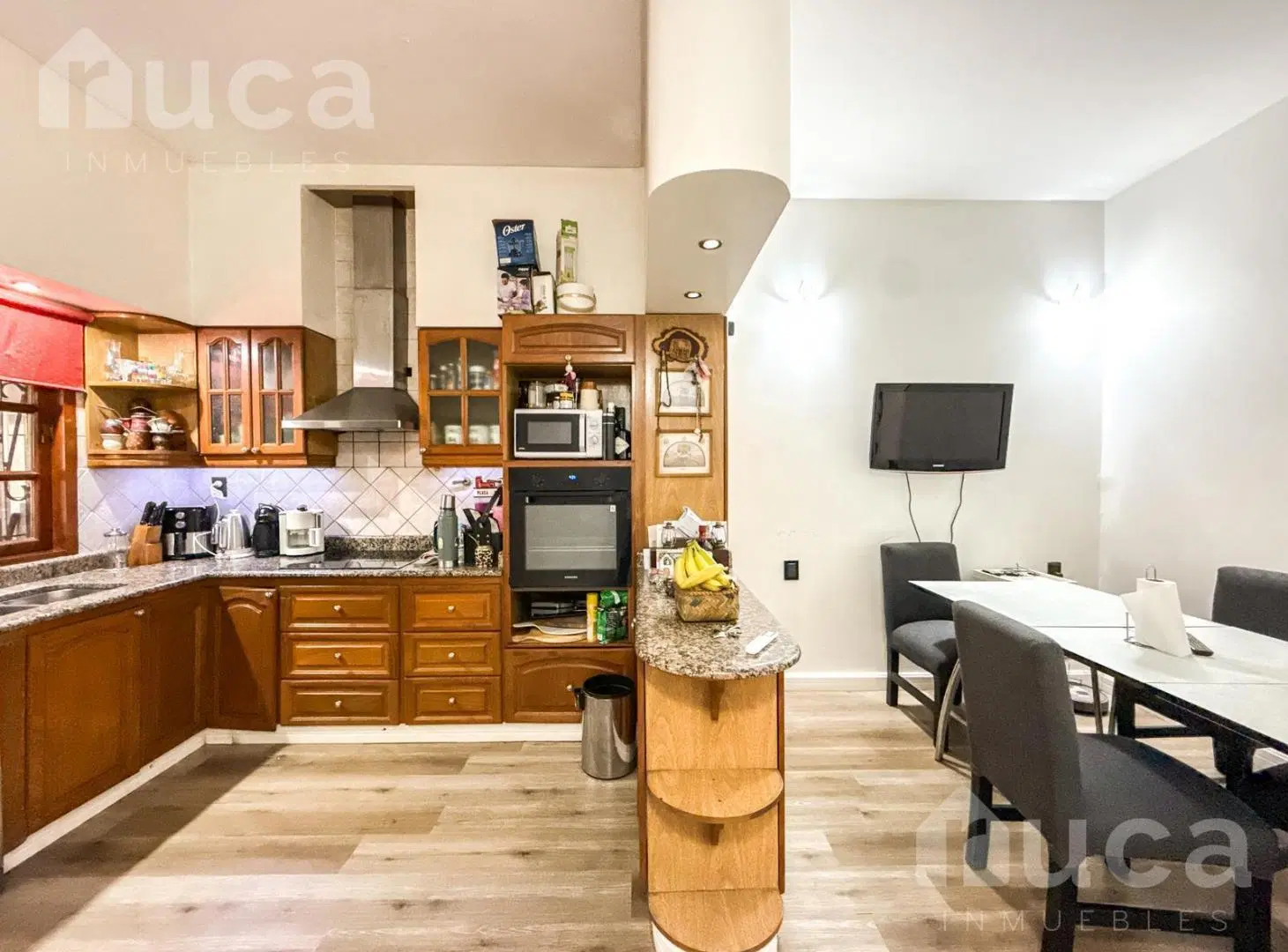 Casa con Jardin y Pileta en Villa Martelli 5