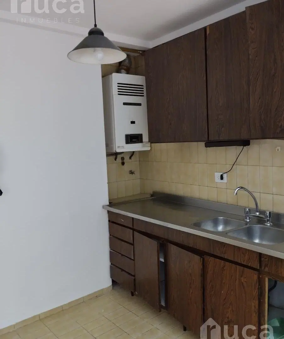 Departamento de dos ambientes , en venta , apto crédito , en Olivos , Buenos Aires. 2