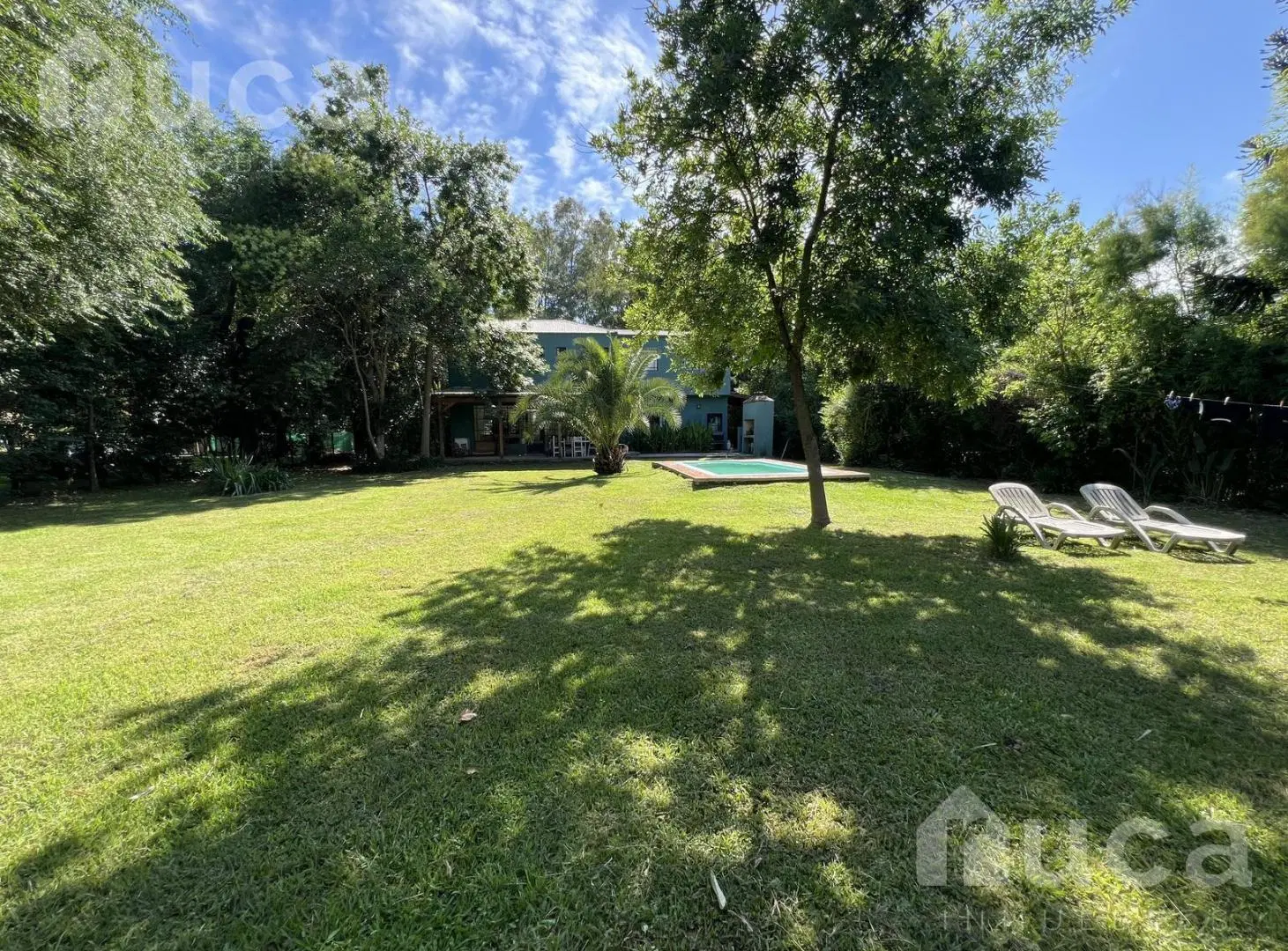 VENTA APTA CREDITO | Pintoresca CASA c/Amplio Jardin y Piscina | Barrio Residencial La Bota 4