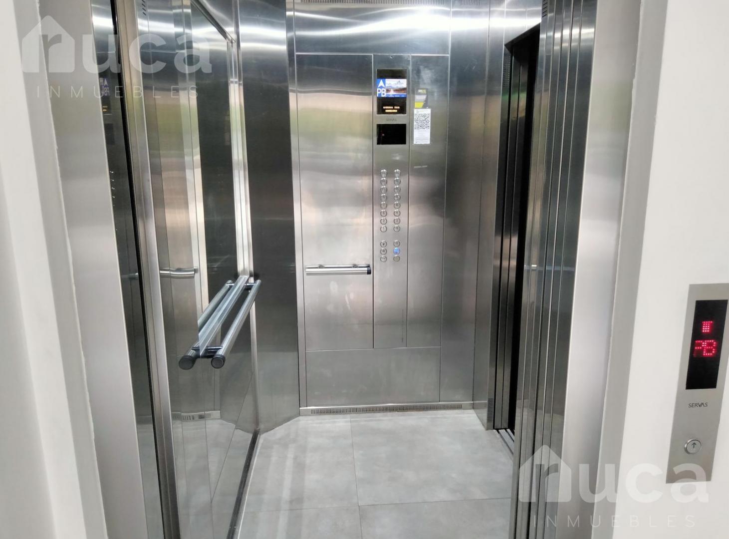 Departamento de dos ambientes en venta, en Núñez, en Av. del Libertador