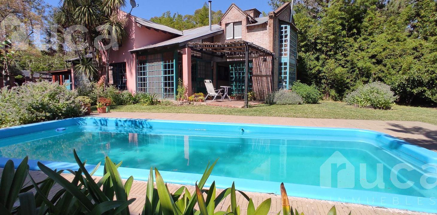 ALQ VERANO | Pintoresca casa con bello Jardin y Pileta en La Bota, Benavidez