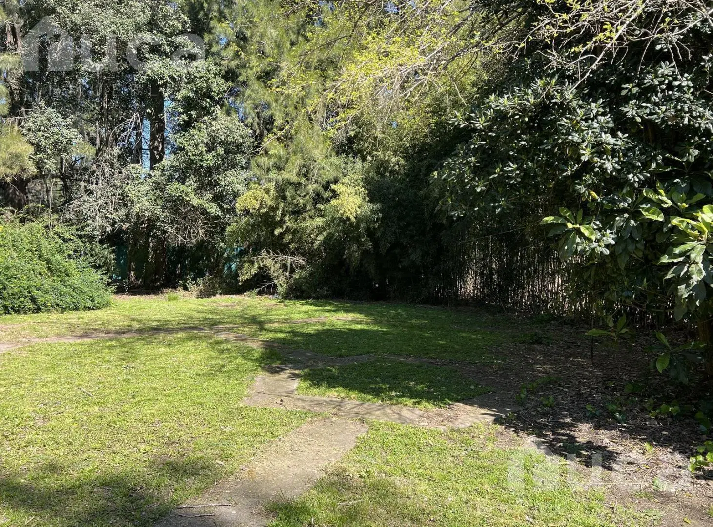 VENTA | Excelente TERRENO Arbolado c/Todos los Servicios| Barrio La Bota 1
